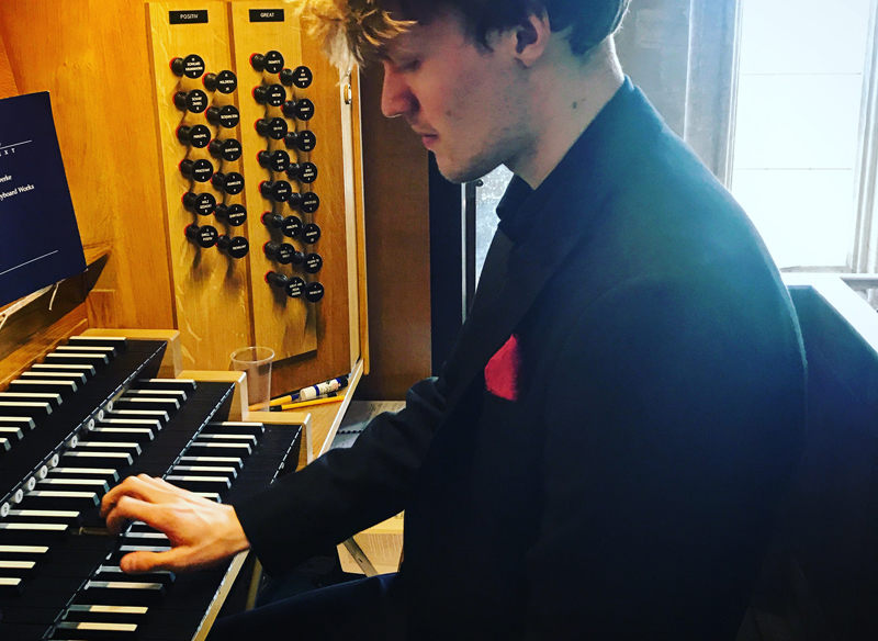 Josef Playing